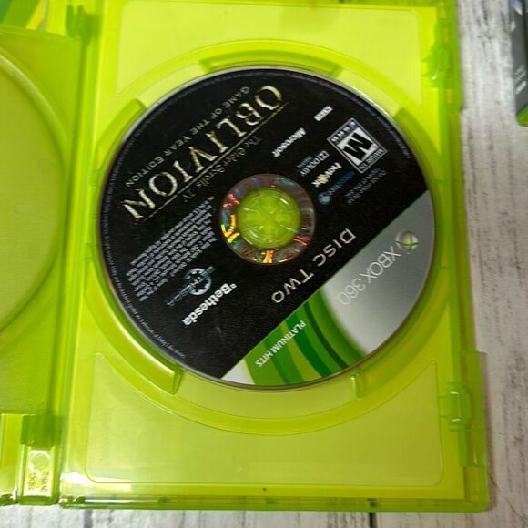 Microsoft Xbox 360 lot of 5 Games Call of Duty Dishonored Halo 3 and 4 - Picture 5 of 10